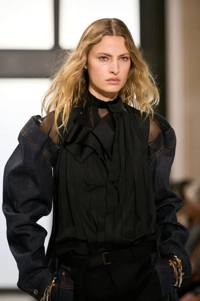 Look 39